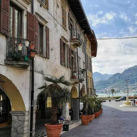 Casa Savia, Vacanze D'iseo 아파트 피소그네