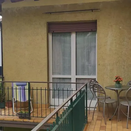 Casa Savia, Vacanze D'iseo 아파트 *